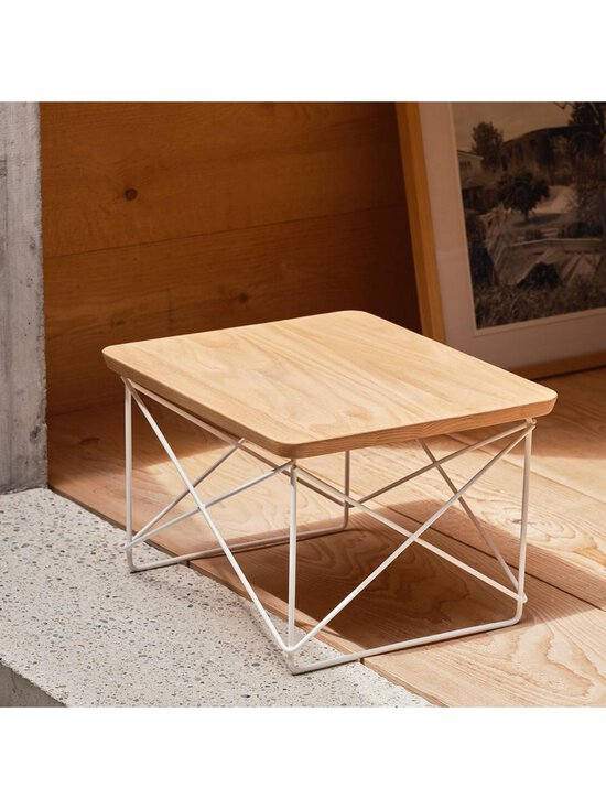 Vitra - Eames Occasional Table LTR -sivupöytä kastanja / ruostumaton teräs - BROWN | Stockmann - photo 3