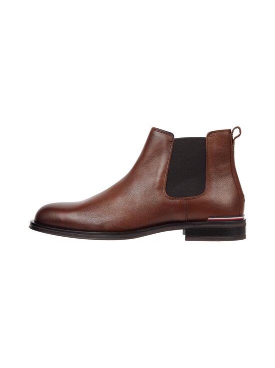 Tommy Hilfiger - Nahast poolsaapad Core Chelsea - GVI WINTER COGNAC - photo 2 Tommy Hilfiger - Nahast poolsaapad Core Chelsea - GVI WINTER COGNAC | Stockmann - photo 2