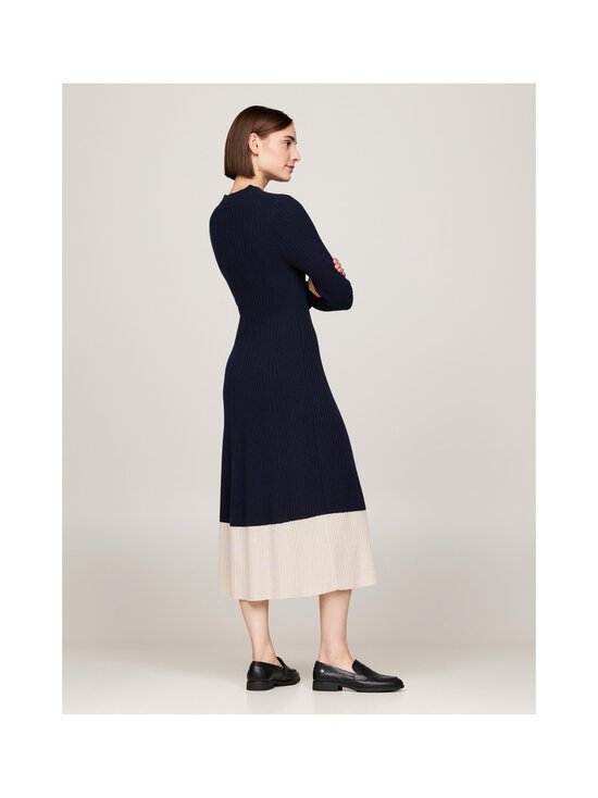 Tommy Hilfiger - Kootud kleit Colourlock - DW5 DESERT SKY - photo 3 Tommy Hilfiger - Kootud kleit Colourlock - DW5 DESERT SKY | Stockmann - photo 3