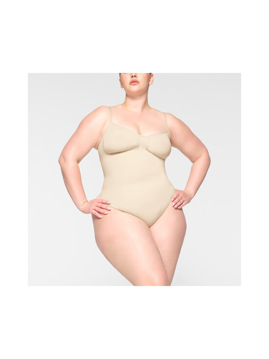 SKIMS - Seamless Sculpt Thong -body - SAND | Stockmann - photo 2
