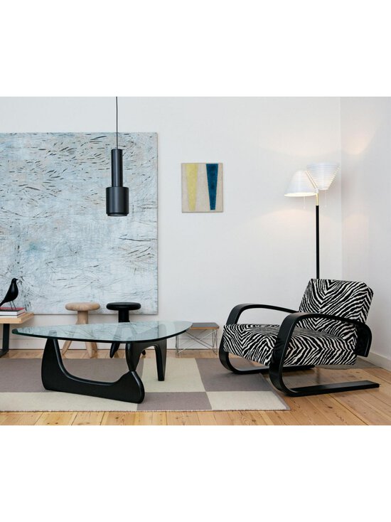 Artek - Lattiavalaisin A810 - MESSINKI,MUSTA,VALKOINEN - photo 11 Artek - Lattiavalaisin A810 - MESSINKI,MUSTA,VALKOINEN | Stockmann - photo 11