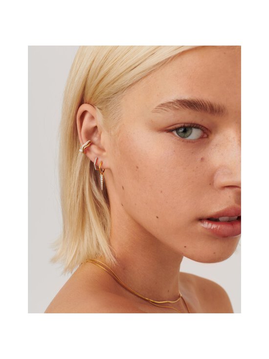 MISSOMA - Mini Pave Spike Charm -kullatut korvarenkaat - GOLD - photo 5 MISSOMA - Mini Pave Spike Charm -kullatut korvarenkaat - GOLD | Stockmann - photo 5