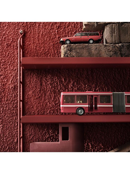 String - String Pocket Metal -seinähylly Oxtorgsröd tummanpunainen - PINK | Stockmann - photo 4