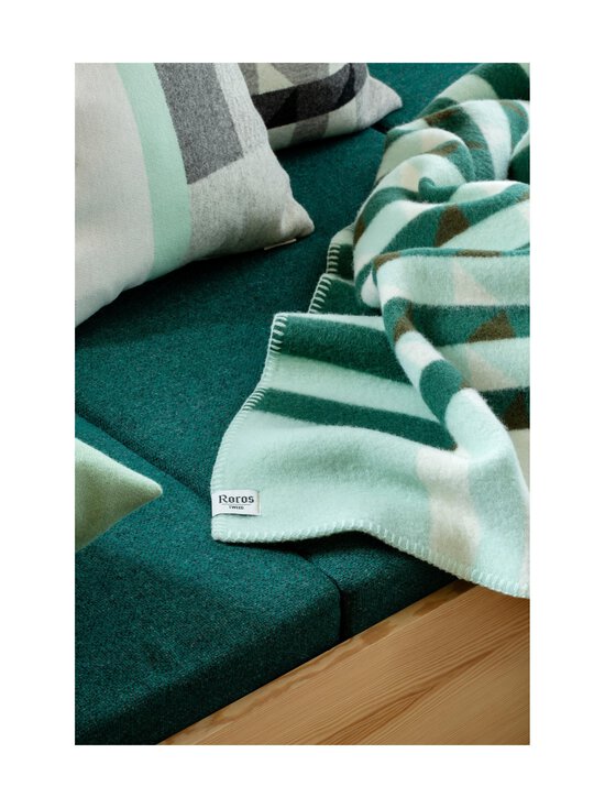 Røros Tweed - Kvam-huopa 135 x 200 cm - GREEN - photo 4 Røros Tweed - Kvam-huopa 135 x 200 cm - GREEN | Stockmann - photo 4