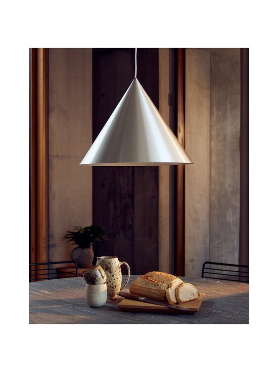 Frandsen - Benjamin-riippuvalaisin Ø 30 cm - BRUSHED ALUMINIUM - photo 2 Frandsen - Benjamin-riippuvalaisin Ø 30 cm - BRUSHED ALUMINIUM | Stockmann - photo 2