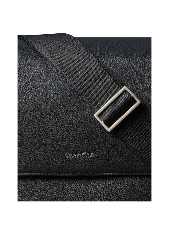 Calvin Klein Bags & Accessories - Raised Flap -olkalaukku - UB1 BLACK | Stockmann - photo 2