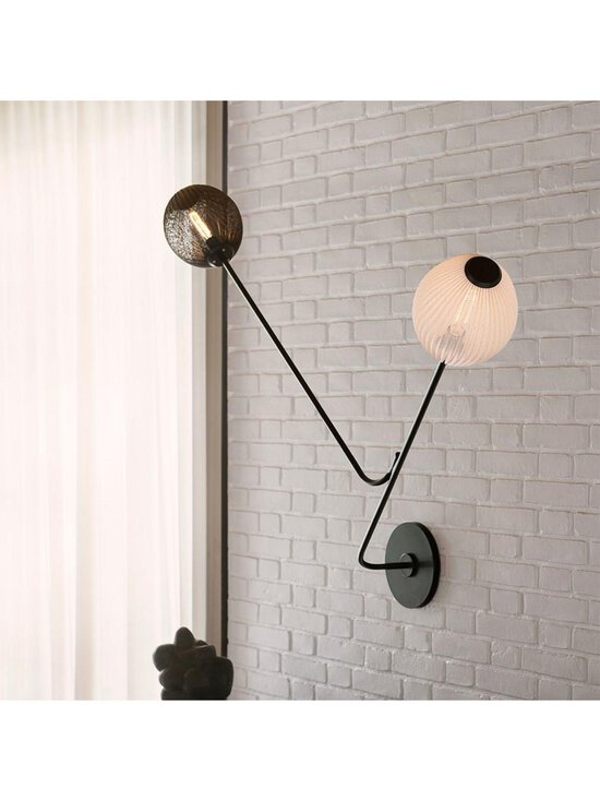 Gubi - Satellite-seinävalaisin - MUSTA,VALKOINEN | Stockmann - photo 3