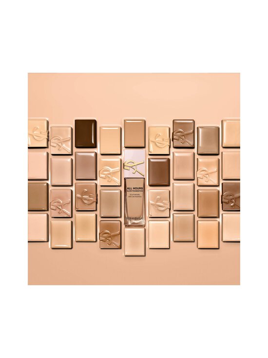 Yves Saint Laurent - All Hours Glow Foundation -meikkivoide - LC1 - photo 5 Yves Saint Laurent - All Hours Glow Foundation -meikkivoide - LC1 | Stockmann - photo 5