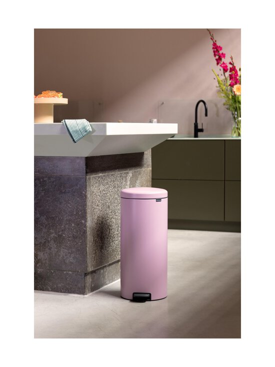 Brabantia - Prügikast pedaaliga NewIcon, 30 l - LILAC PINK | Stockmann - photo 5