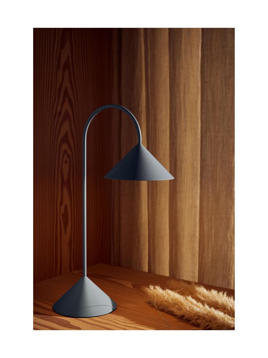 Frandsen - Grasp Portable -pöytävalaisin - BLUE | Stockmann - photo 2