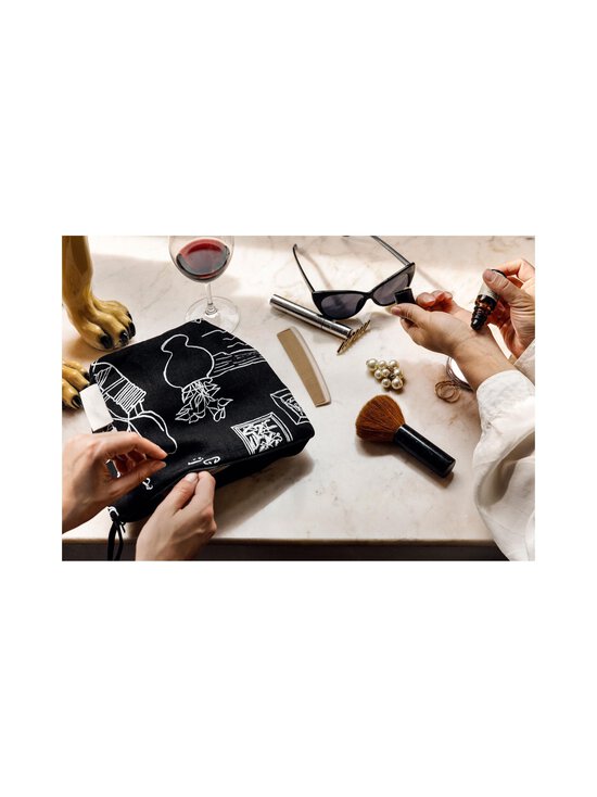 Saana ja Olli - Mielenmaisemia-kosmetiikkalaukku - BLACK FABRIC/WHITE PRINT | Stockmann - photo 2