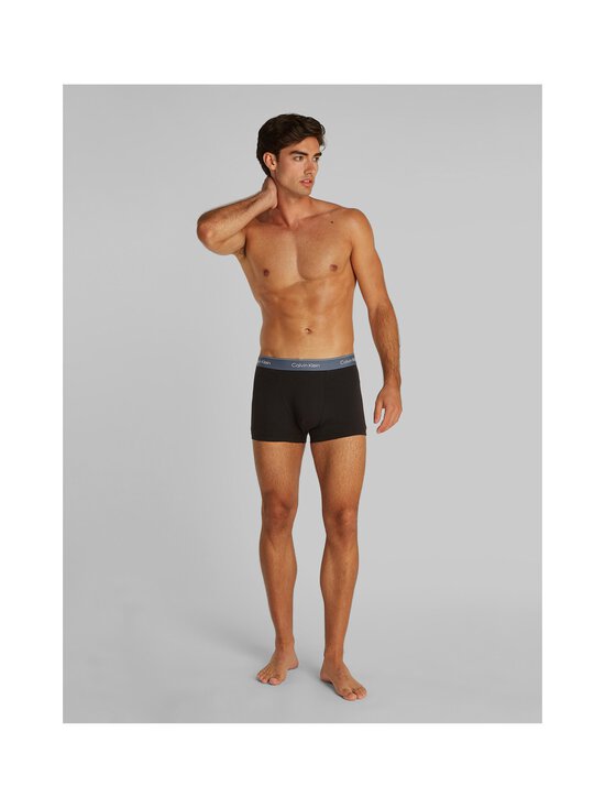 Calvin Klein Underwear - Aluspüksid Relaxed Dart, 3 paari - VQO B- VINT IND, MICRO CHIP, MOLTEN WBS - photo 2 Calvin Klein Underwear - Aluspüksid Relaxed Dart, 3 paari - VQO B- VINT IND, MICRO CHIP, MOLTEN WBS | Stockmann - photo 2