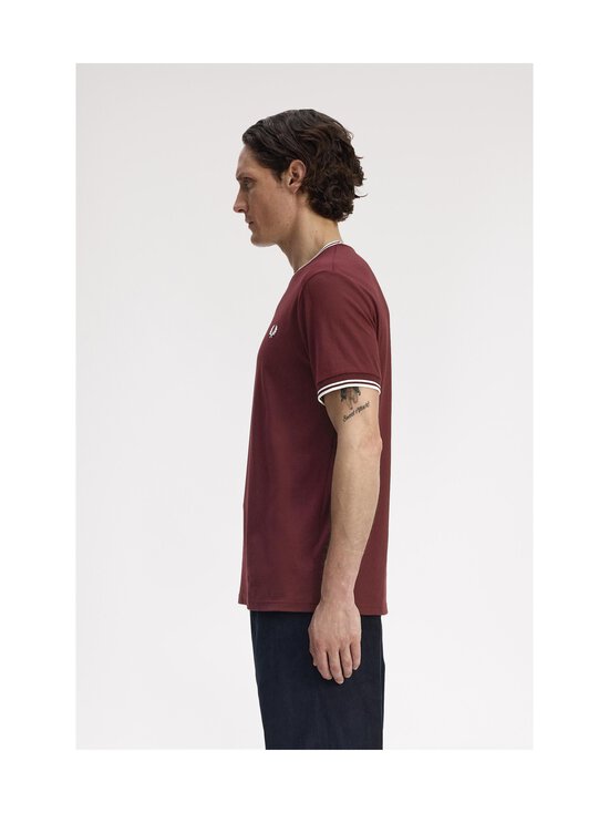 Fred Perry - Twin Tipped krekls - 64A OXBLOOD ECRU | Stockmann - photo 4