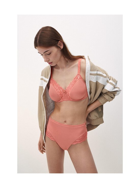 Triumph - Ladyform Maxi biksītes - 3131 CAMEO - photo 2 Triumph - Ladyform Maxi biksītes - 3131 CAMEO | Stockmann - photo 2
