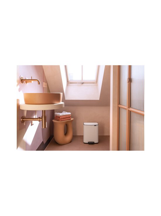 Brabantia - Bo Pedal Bin -roskakori 12 l - WHITE | Stockmann - photo 10