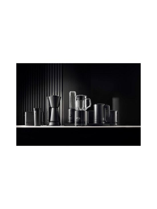 WMF - KITCHENminis® Coffee Maker Thermo To Go -kahvinkeitin ja termosmuki - BLACK, STAINLESS STEEL - photo 10 WMF - KITCHENminis® Coffee Maker Thermo To Go -kahvinkeitin ja termosmuki - BLACK, STAINLESS STEEL | Stockmann - photo 10