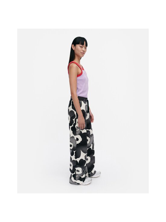 Marimekko - Varret Akvarelli Unikko Kioski -collegehousut - 199 OFF WHITE, GREY, BLACK - photo 5 Marimekko - Varret Akvarelli Unikko Kioski -collegehousut - 199 OFF WHITE, GREY, BLACK | Stockmann - photo 5