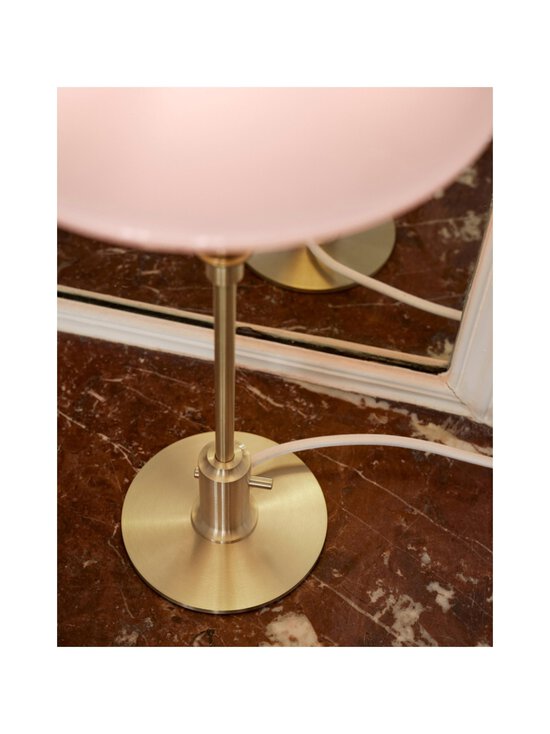 Louis Poulsen - PH 2/1 Pale Rose -pöytävalaisin - ROSE - photo 5 Louis Poulsen - PH 2/1 Pale Rose -pöytävalaisin - ROSE | Stockmann - photo 5