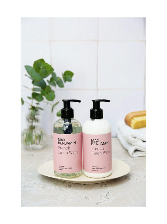 Max Benjamin - Nahahoolduskomplekt French Linen Water Hand & Body Gift Set, 2 x 300 ml - LIGHT PINK | Stockmann - photo 2