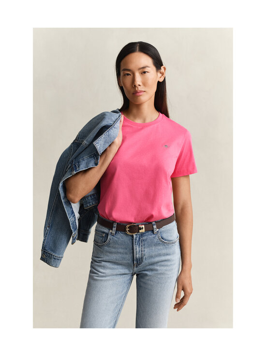 GANT - Regular Shield T-krekls - 661 BRIGHT FUSCHIA | Stockmann - photo 2