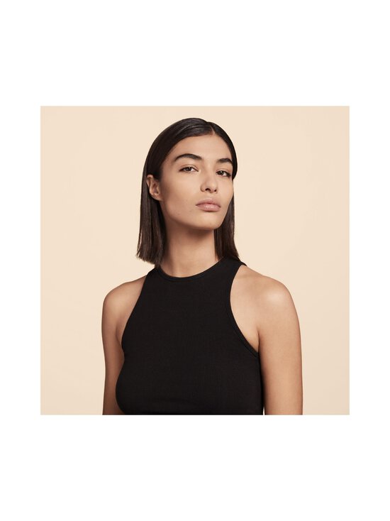 Yves Saint Laurent - Jumestuskreem All Hours Foundation - MC5 MEDIUM COOL 5 - photo 9 Yves Saint Laurent - Jumestuskreem All Hours Foundation - MC5 MEDIUM COOL 5 | Stockmann - photo 9