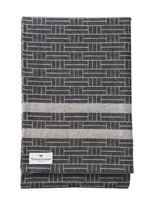 Finlayson - Tamminiemi-laudeliina 50 x 160 cm - MUSTA Finlayson - Tamminiemi-laudeliina 50 x 160 cm - MUSTA | Stockmann