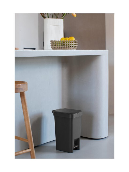 Brabantia - Pedal Bin StepUp -poljinroskakori 10 l - DARK GREY - photo 10 Brabantia - Pedal Bin StepUp -poljinroskakori 10 l - DARK GREY | Stockmann - photo 10