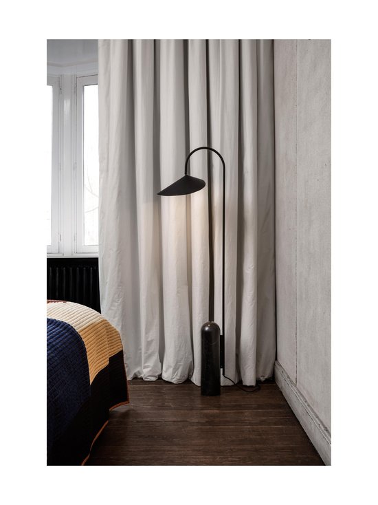 Ferm Living - Arum-lattiavalaisin - BLACK - photo 2 Ferm Living - Arum-lattiavalaisin - BLACK | Stockmann - photo 2