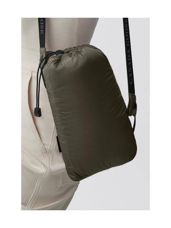 Canada Goose - Cypress Hoody -kevytuntuvatakki - 1664 SMOKEY SAGE - SAUGE FUMÉE - photo 8 Canada Goose - Cypress Hoody -kevytuntuvatakki - 1664 SMOKEY SAGE - SAUGE FUMÉE | Stockmann - photo 8