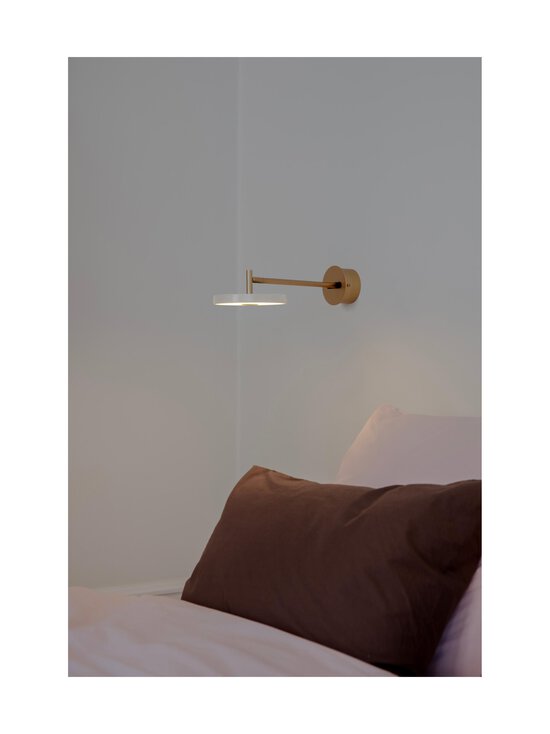 UMAGE - Asteria Long -seinävalaisin - WHITE - photo 4 UMAGE - Asteria Long -seinävalaisin - WHITE | Stockmann - photo 4