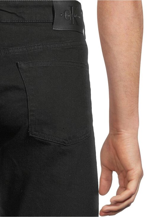Calvin Klein Jeans - Lühikesed teksapüksid Slim - 1BY DENIM BLACK - photo 5 Calvin Klein Jeans - Lühikesed teksapüksid Slim - 1BY DENIM BLACK | Stockmann - photo 5