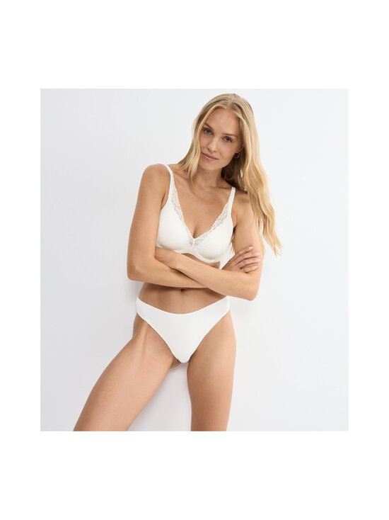 Triumph - Body Make-Up Illusion Lace Highleg Tai -alushousut - 1595 1595-ECRU WHITE | Stockmann - photo 2