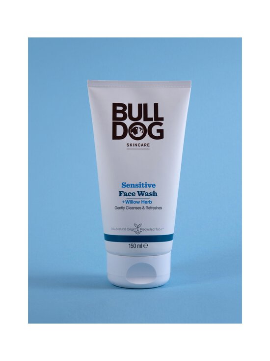 Bulldog Natural Skincare - Sensitive Face Wash -puhdistustuote 150 ml - 1 - photo 3 Bulldog Natural Skincare - Sensitive Face Wash -puhdistustuote 150 ml - 1 | Stockmann - photo 3