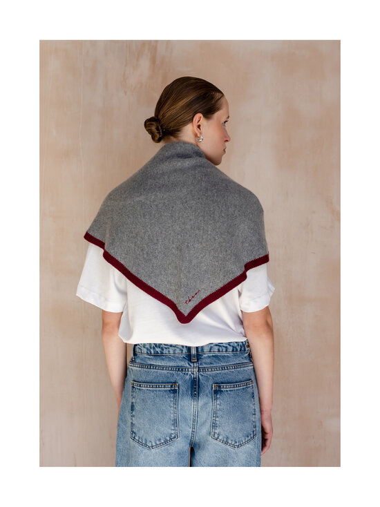 TBCo - Sall Merino Triangle - CHARCOAL | Stockmann - photo 2
