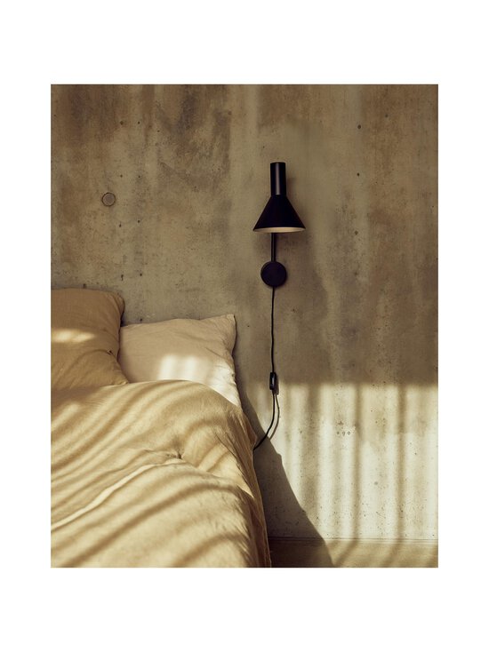 Frandsen - Lyss-seinävalaisin - BLACK | Stockmann - photo 2
