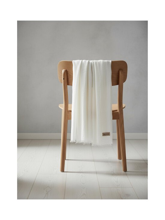 Balmuir - Dawn-pellavasilkkisekoitehuivi 70 x 200 cm - IVORY (VALKOINEN) | Stockmann - photo 2