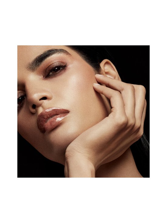 Fenty Beauty - Flypencil Longwear Pencil Eyeliner -silmänrajauskynä - SPACE COOKIE - photo 4 Fenty Beauty - Flypencil Longwear Pencil Eyeliner -silmänrajauskynä - SPACE COOKIE | Stockmann - photo 4