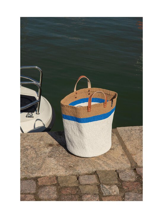 Mifuko - Kiondo Market Basket L groza soma - TOP STRIPE BLUE - photo 2 Mifuko - Kiondo Market Basket L groza soma - TOP STRIPE BLUE | Stockmann - photo 2