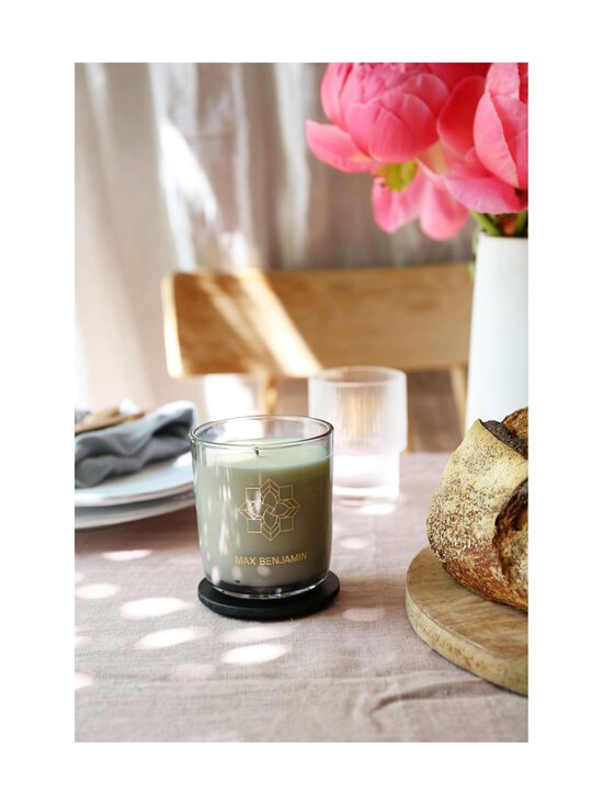 Max Benjamin - lõhnaküünal Cloves & Cinnamon 210 g - RED | Stockmann - photo 2