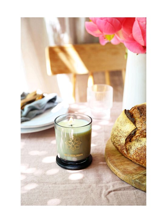 Max Benjamin - lõhnaküünal Cloves & Cinnamon 210 g - RED | Stockmann - photo 3