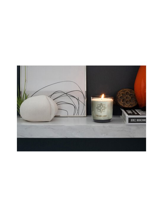 Max Benjamin - lõhnaküünal Cloves & Cinnamon 210 g - RED | Stockmann - photo 4