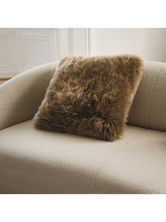 BoConcept - Catskills-tyyny ruskea lampaantalja 50 x 50 cm - BROWN | Stockmann - photo 3
