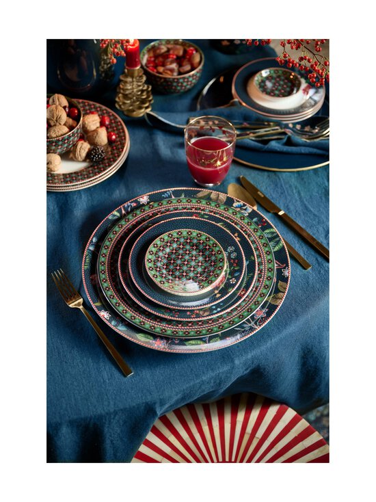 PIP Studio - Petit Four Clover -posliinilautanen 12 cm - GREEN - photo 3 PIP Studio - Petit Four Clover -posliinilautanen 12 cm - GREEN | Stockmann - photo 3