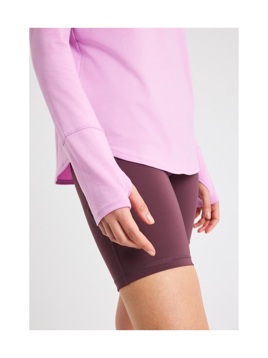 Röhnisch - Clara Long Sleeve treniņkrekls - S570 SMOKY GRAPE - photo 5 Röhnisch - Clara Long Sleeve treniņkrekls - S570 SMOKY GRAPE | Stockmann - photo 5