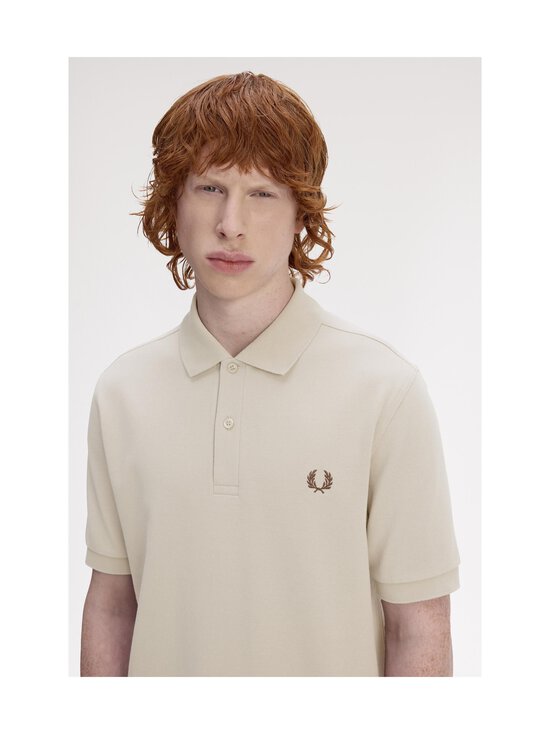 Fred Perry - Logo-pikeepaita - Z87 WARM OAT / BURNT TOBACCO | Stockmann - photo 5