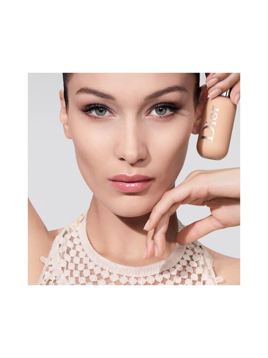 diorskin backstage foundation