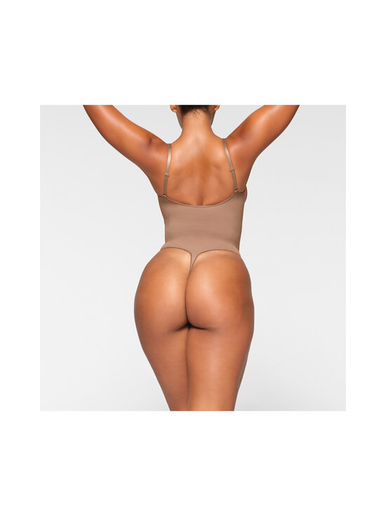 SKIMS - Seamless Sculpt Thong -body - SIENNA | Stockmann - photo 3