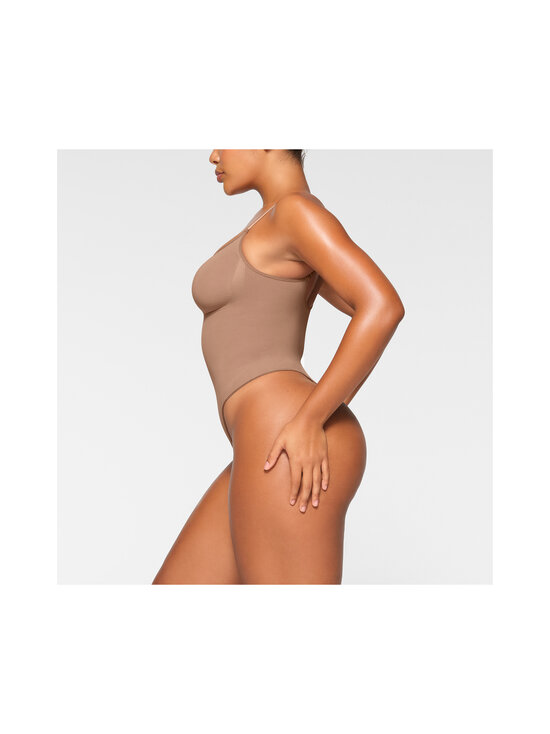 SKIMS - Seamless Sculpt Thong -body - SIENNA | Stockmann - photo 4