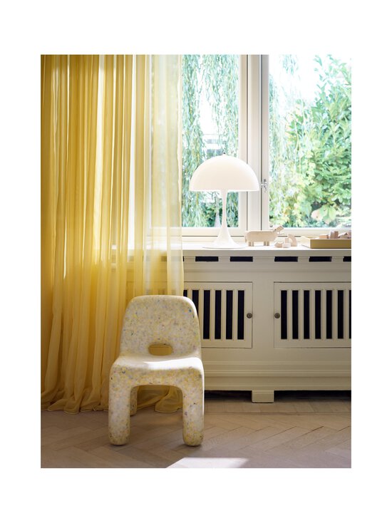 Louis Poulsen - Panthella 320 -pöytävalaisin 320 x 438 mm - OPAL WHITE - photo 4 Louis Poulsen - Panthella 320 -pöytävalaisin 320 x 438 mm - OPAL WHITE | Stockmann - photo 4