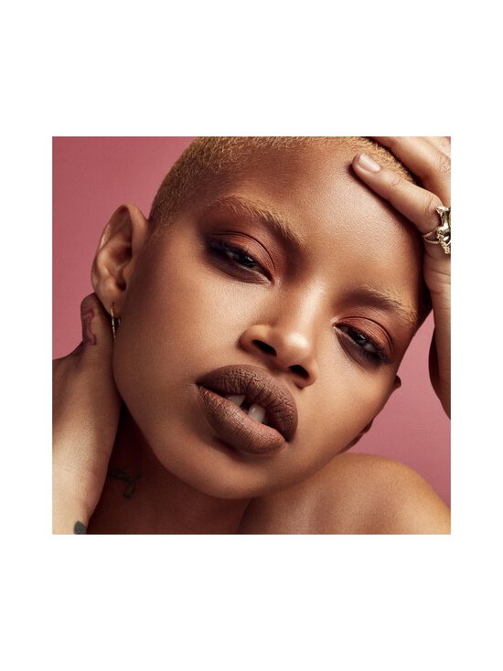 Fenty Beauty - Stunna Lip Paint Longwear Fluid Lip Color -huulipuna - 04 UNVEIL - photo 5 Fenty Beauty - Stunna Lip Paint Longwear Fluid Lip Color -huulipuna - 04 UNVEIL | Stockmann - photo 5